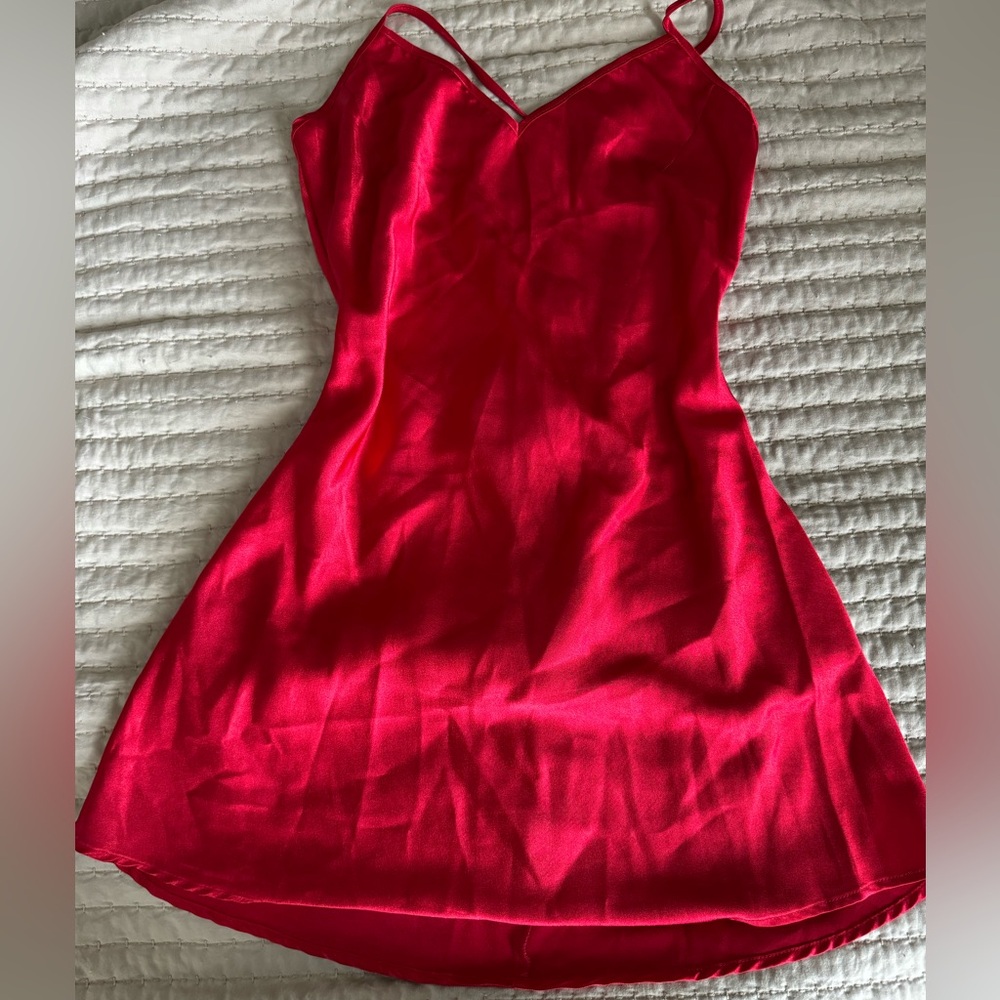 Silky robe thong nightgown